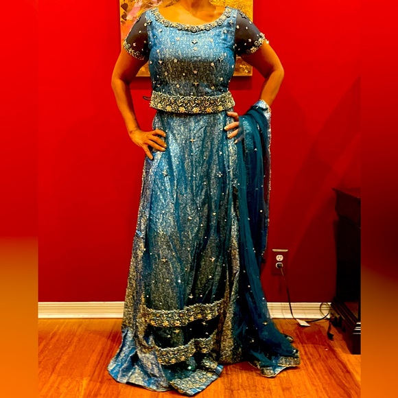 Neelkanth Indian Engagement/Wedding Lehenga - Picture 1 of 17